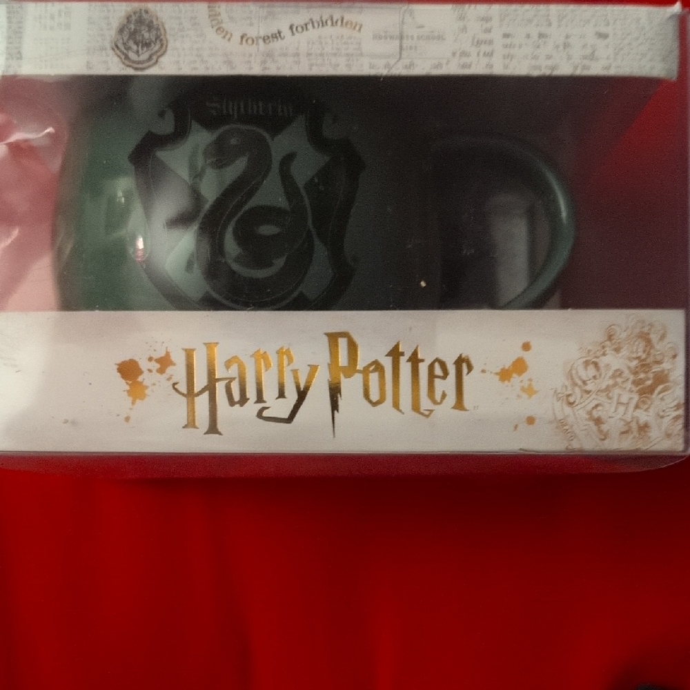 Harry Potter Slytherin Green Mug and Coaster Set